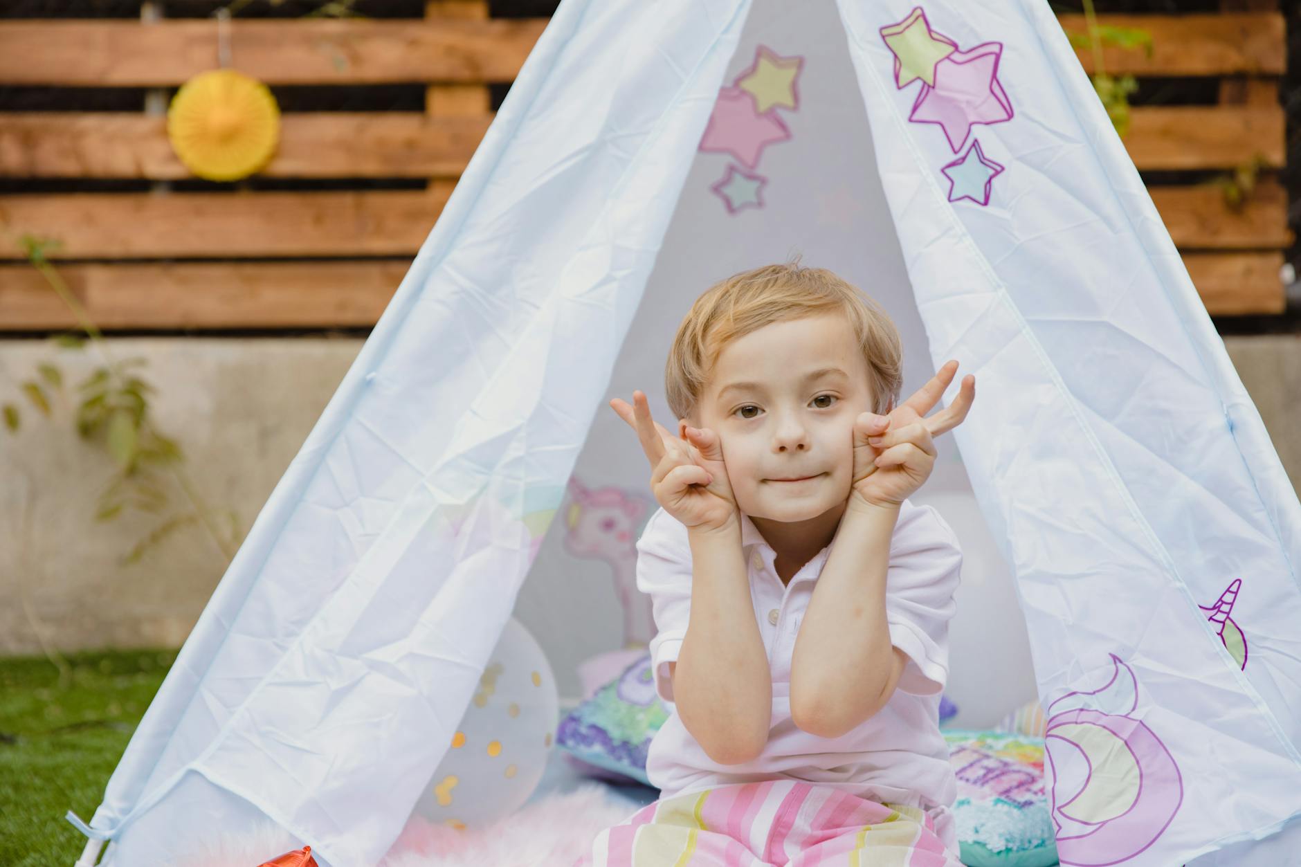 What Size Bounce House Should You Buy for a Home Backyard?